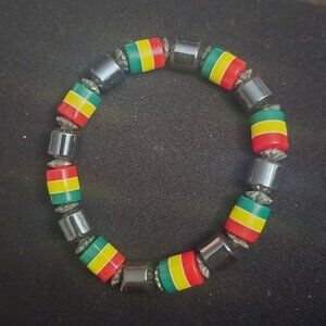 Jamaican stretch bracelet